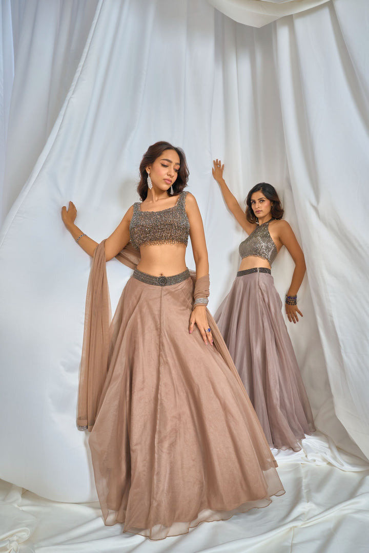 AHSAAS CHANNA- Divasa Lehenga